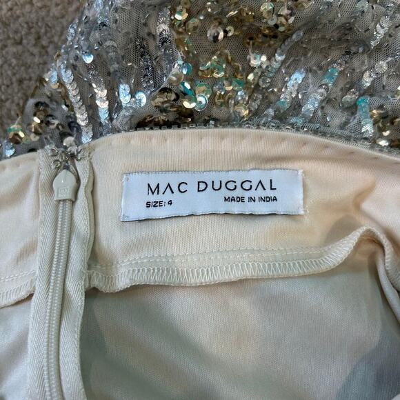 NWT Mac Duggal One Shoulder Lace Up Back Sequin Gown Nude Silver Formal Size 4 - Picture 6 of 6